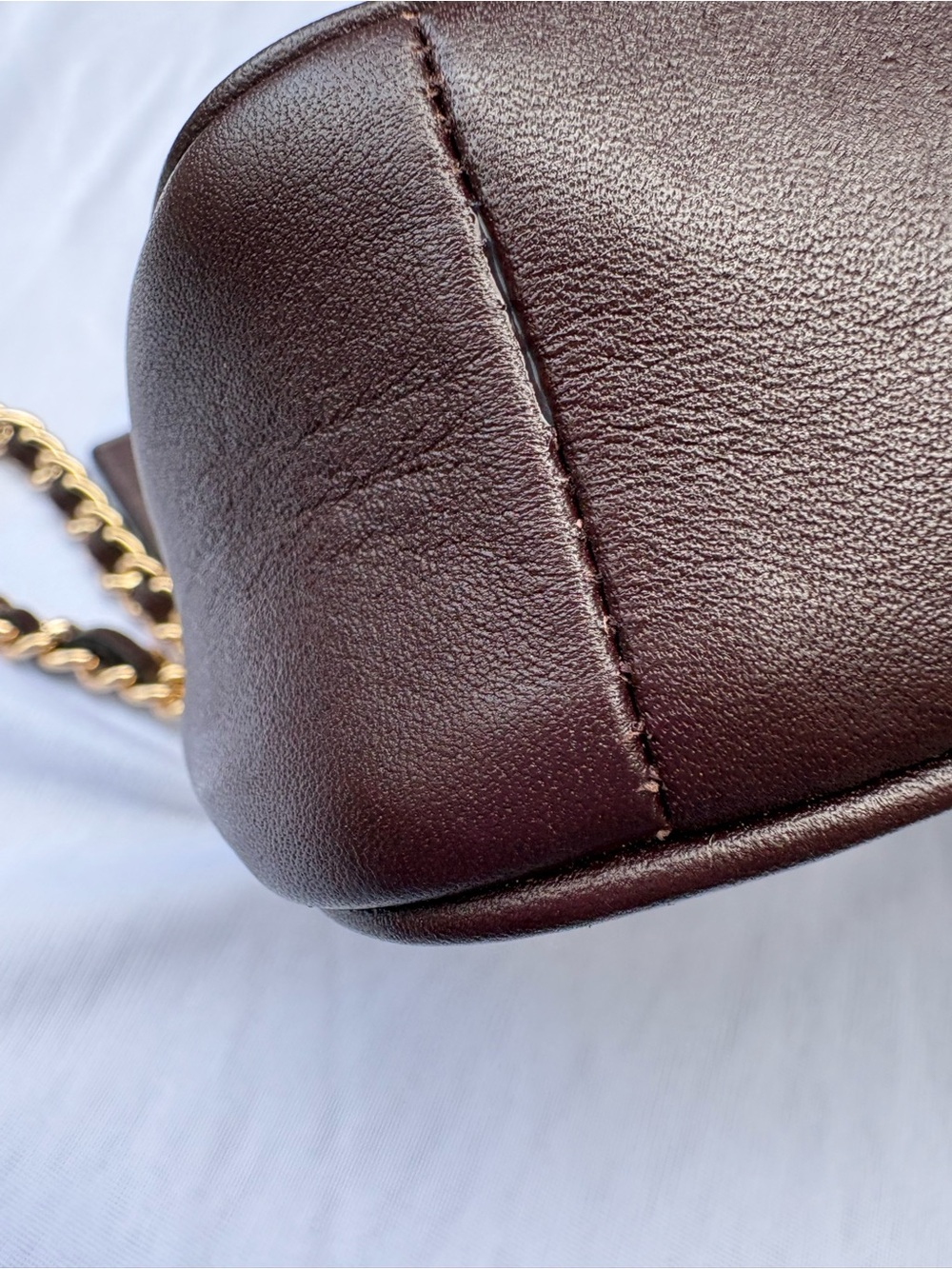 Coach Black/Burgundy Embossed Patent Signature Mini Shoulder Bag Chain Y2K Style - Picture 8 of 9
